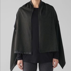 NWT- Lululemon Vinyasa Wrap